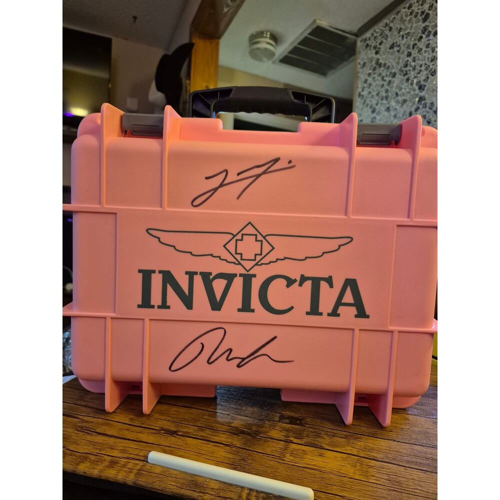 Invicta Autographed by F2 Drivers Racing Collection SKU 0567 - Picture 6 of 6